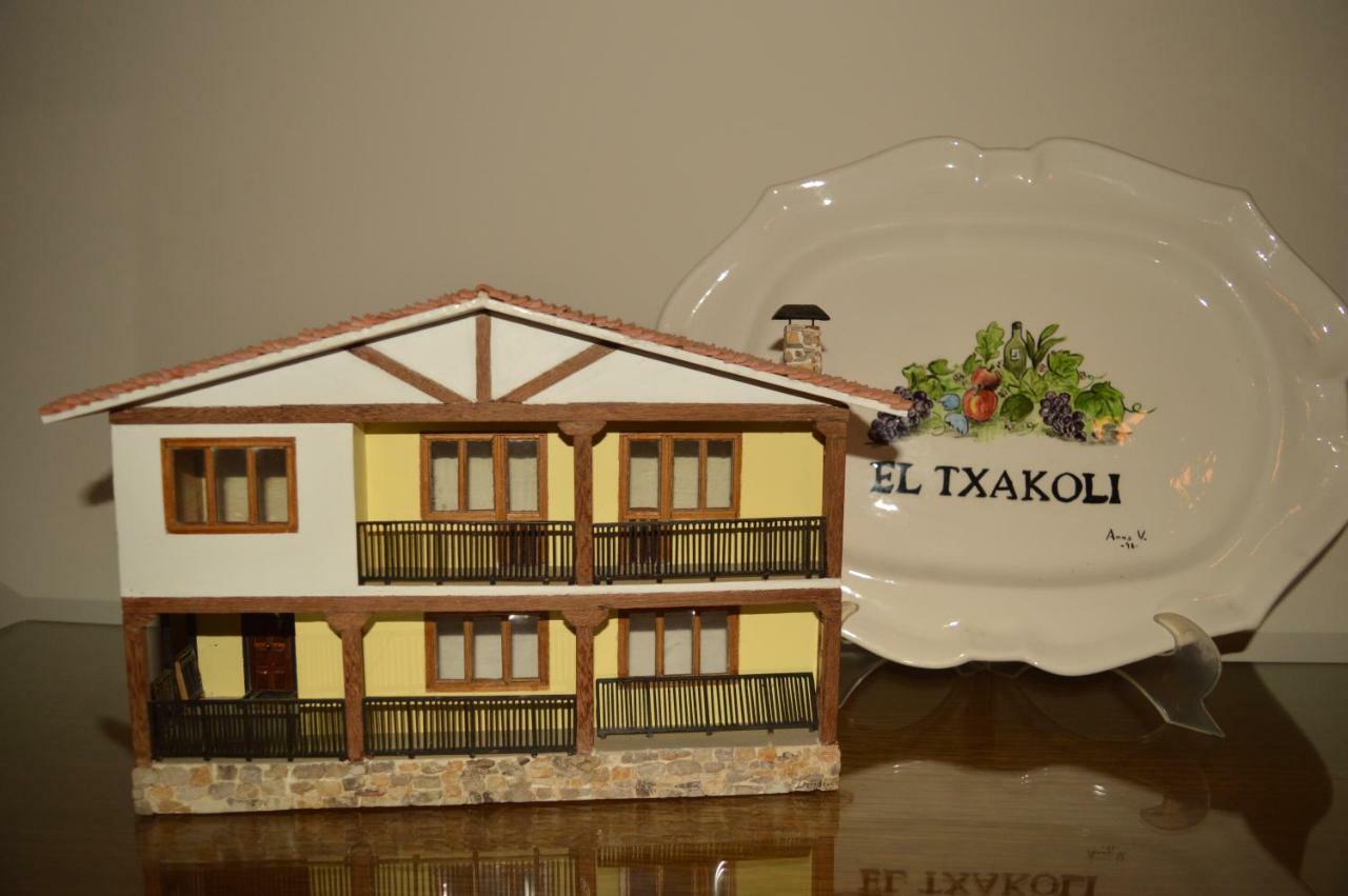 Hostal El Txakoli Amurrio Exterior foto