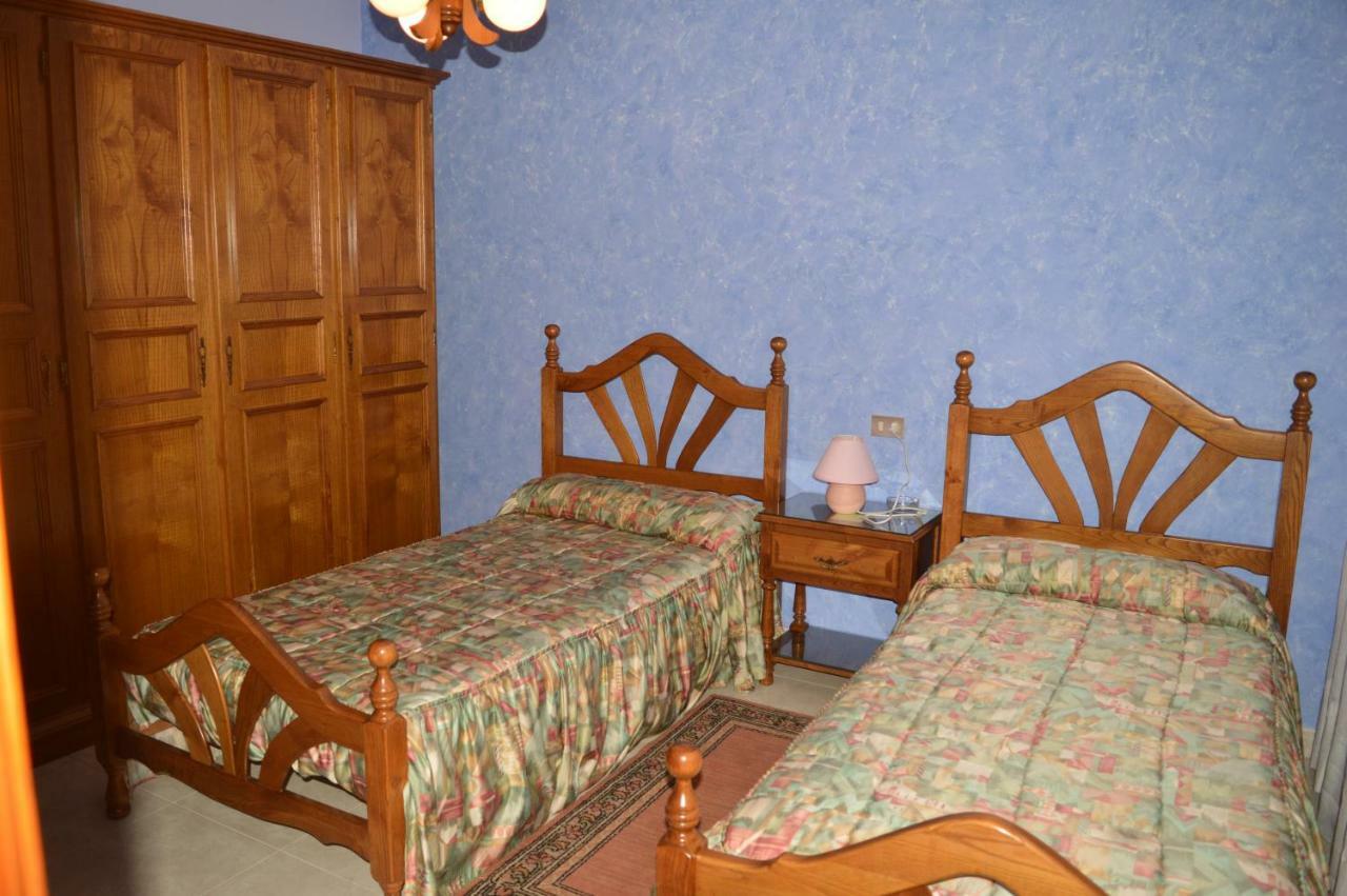 Hostal El Txakoli Amurrio Exterior foto